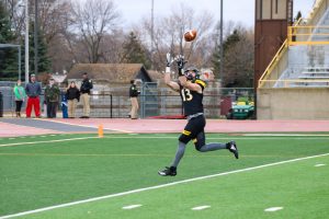 UWO senior wide receiver Sam Mentkowski brings in a pass from quarterback Brett Kasper.