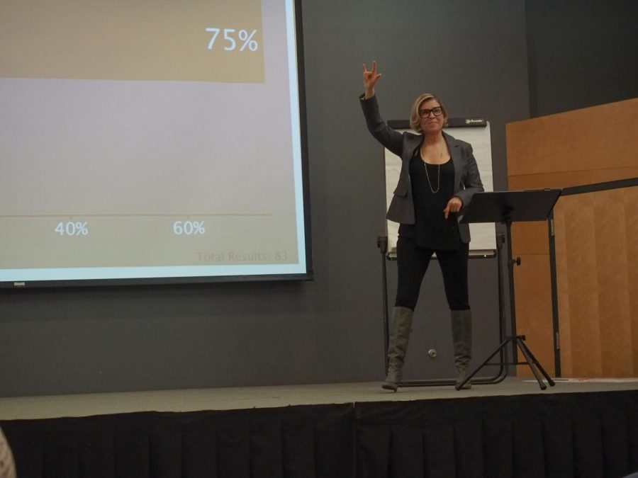 Isabell+Springer+speaks+about+romantic+attraction+and+emotional+maturity+in+Reeve+Memorial+Union+Tuesday+night+during+the+UW+Oshkosh+speaker+series.