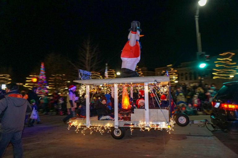 Oshkosh parade kicks off holiday season The AdvanceTitan
