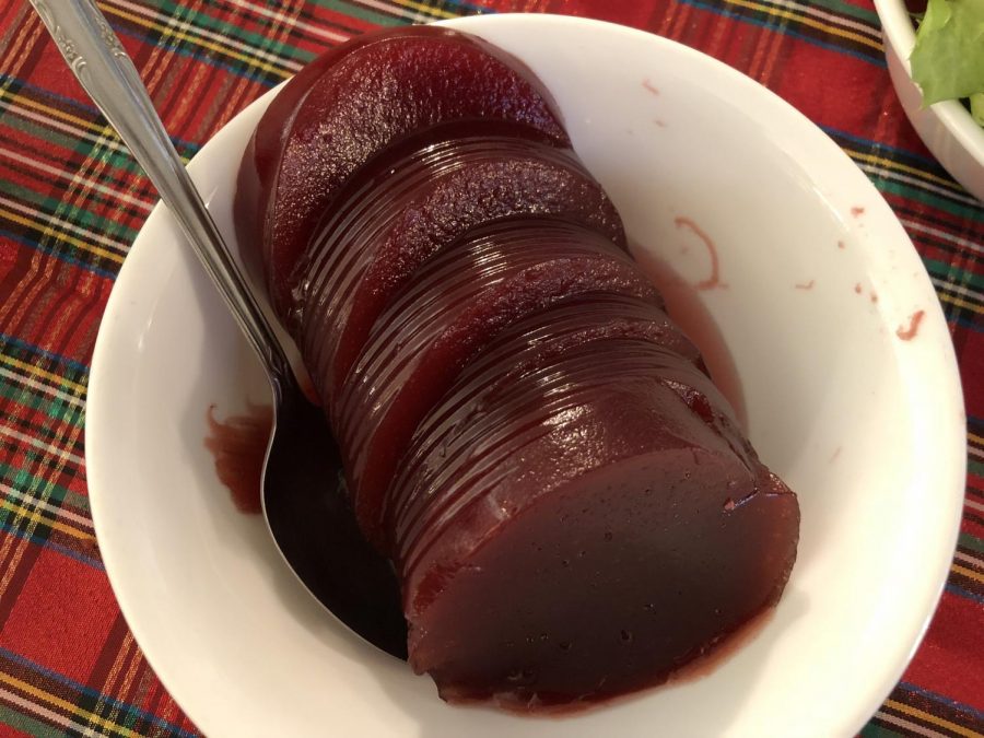 Wikimedia / Nothing says Thanksgiving like canned cranberries.