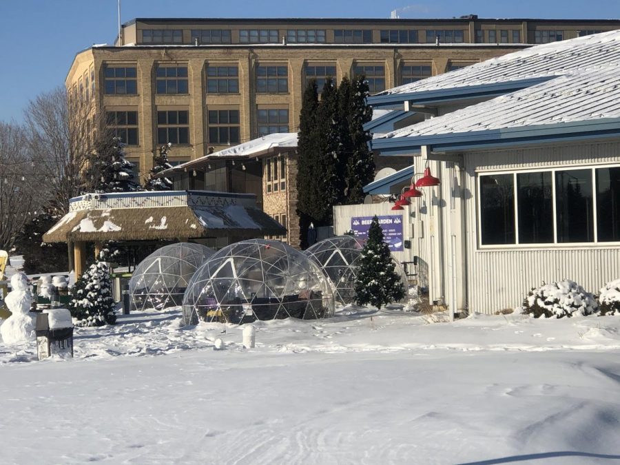 Heated “river domes” at Fox River Brewing Co. must be reserved in advance. You can reserve them for up to eight people for 90 minutes.