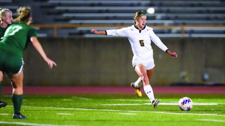 Photo+courtesy%3A+UWO+Athletics--+Alayna+Clark+scored+her+second+goal+of+the+season+in+Monday%E2%80%99s+4-0+win+against+St.+Norbert+College.+