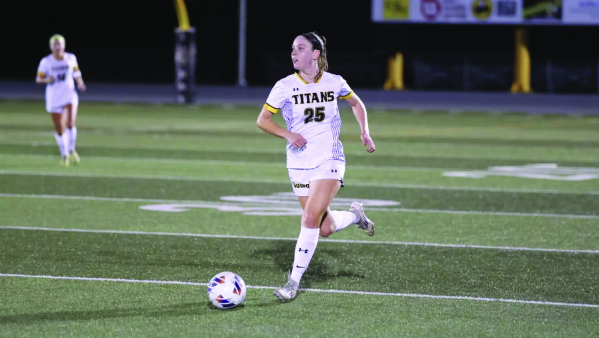 UWO’s Shannon Walsh dribbles the ball at Titan Stadium Sept. 16. 