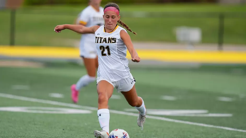 Courtesy of Terri Cole / UWO Athletics -- UWO's Rosie Rojewski passes the ball in a game earlier this season at Titan Stadium.