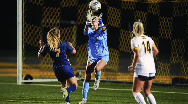 Titans drop conference battle 1-0 to Blugolds