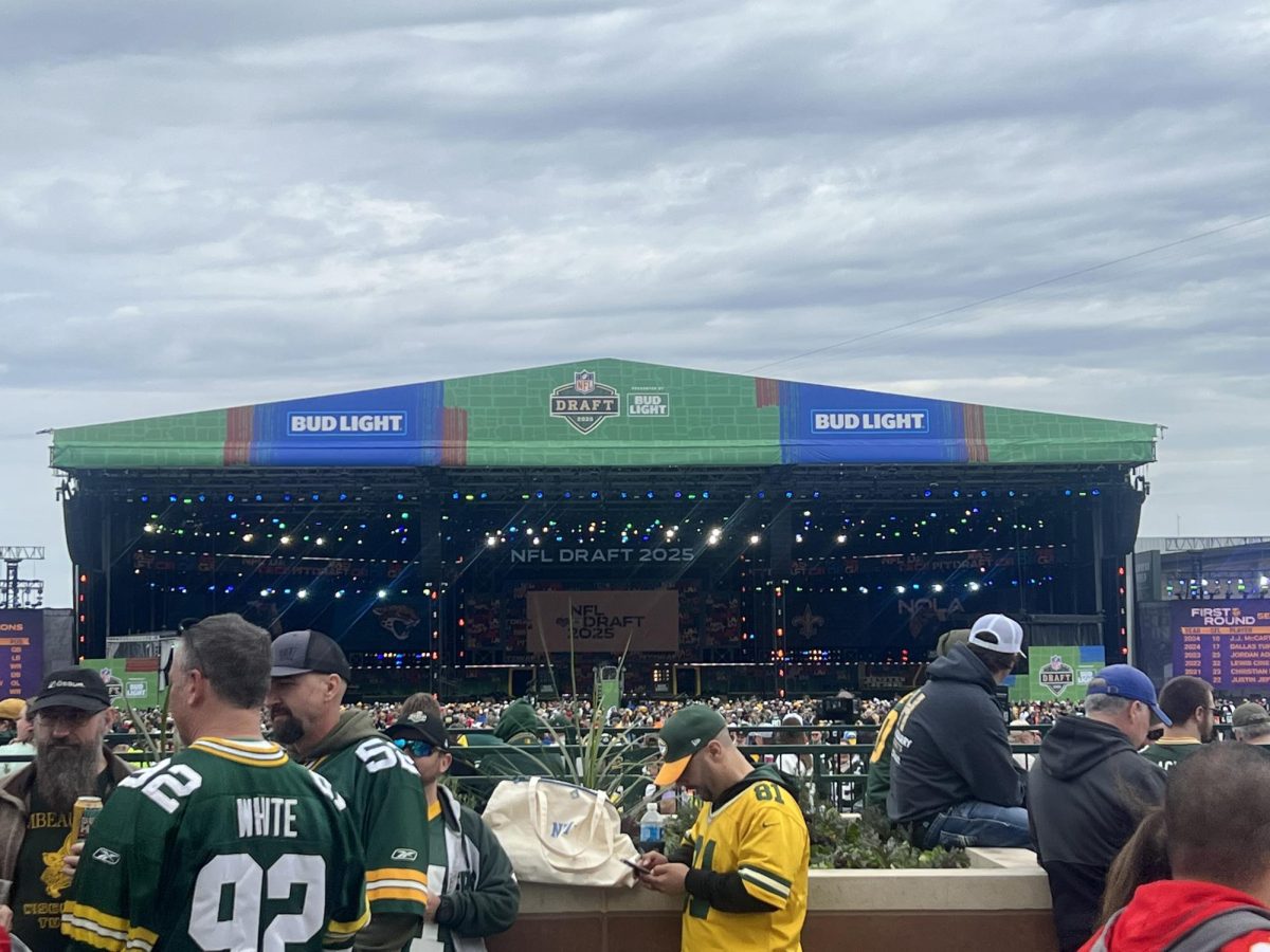 Nolan Andler / Advance-Titan -- A general view of the 2025 NFL Draft in Green Bay.