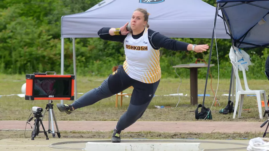 Larry Rodgers / D3photography.com -- UWO's Brenna Masloroff throws the shot put at the NCAA Division III Championship at the SPIRE Institute in Geneva, Ohio.