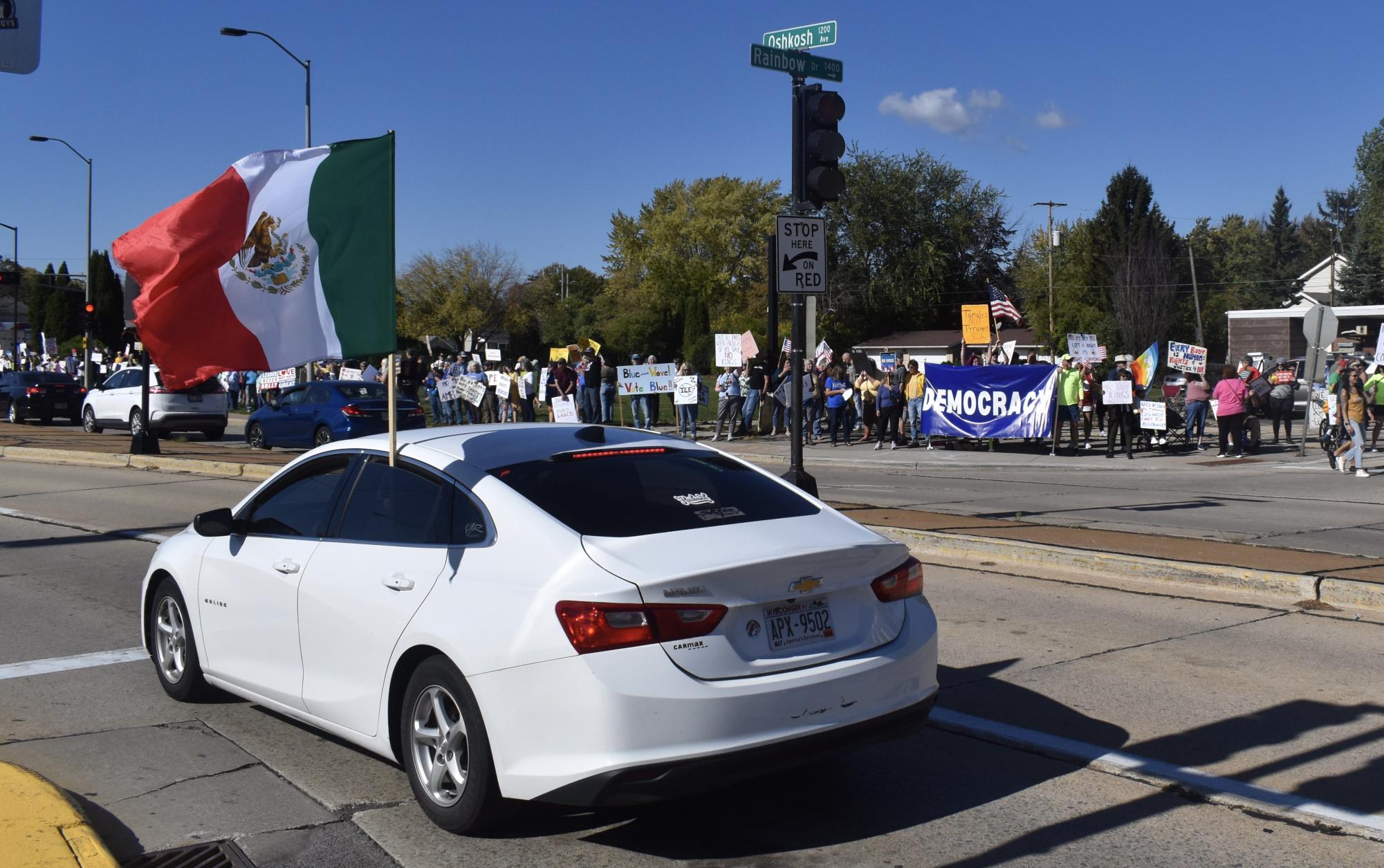 'No Kings' Protest at Rainbow Park in photos