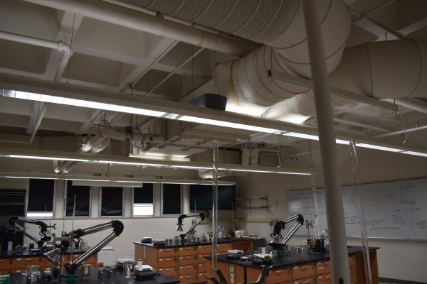 Zach Bellin / Advance-Titan --- The classroom in the Halsey Science Center where a bucket was placed to catch leaking water from the ceiling.